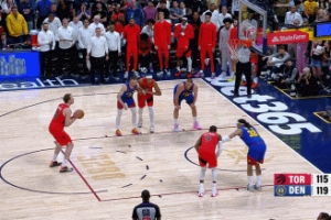 球商真在线！掘金领先4分&约基奇点球珀尔特尔 珀尔特尔两罚不中 配图