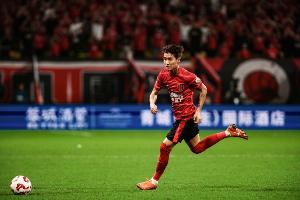 成都蓉城18次对阵中超升班马取得12胜，胜率66.7%是中超并列最高 配图