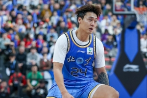 解说：赵睿轰下34分 打出加盟北京队以来最强一战 配图