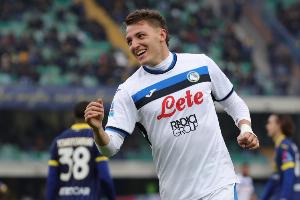 都体:雷特吉希望重返意甲,球员父亲联系了米兰和尤文 配图