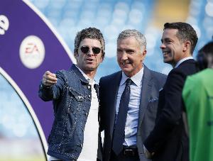 索内斯：联赛夺冠的将是阿森纳，但赢得四冠王是不可能的 配图