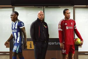 詹俊：利物浦滑坡高层和教练负主责，保五只能寄望别人一起掉链子 配图