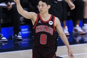 逐梦!河村勇辉本季工资35万美元 仅是他效力B联赛时的七分之一 配图