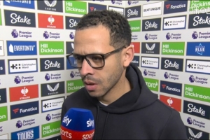 罗塞尼尔:国际比赛日来得正是时候 我们能首次静下心来打磨战术 配图