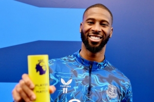 2射1传!贝托当选埃弗顿3-0切尔西一役全场最佳 配图