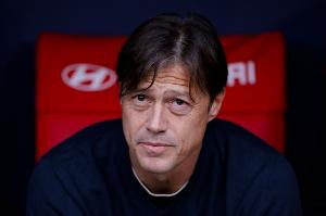 阿斯：在塞维利亚负于瓦伦西亚后，阿尔梅达下课的可能性越来越大 配图