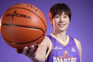 WCBA全明星定妆照第六弹——南区明星队！ 配图