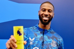 贝托:对切尔西这场非赢不可 梅开二度对我来说意义非凡 配图