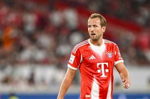 哈曼:拜仁还要踢欧冠,凯恩破不了莱万德甲单赛季进41球的纪录 配图