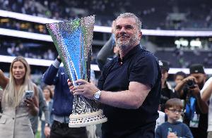 澳波:克洛普的重金属足球如今在英超很难实现,因为比赛中断太多 配图