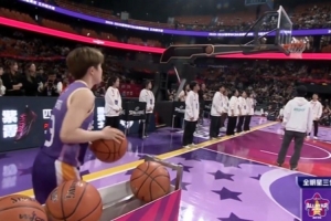 恭喜！WCBA全明星三分大赛决赛 董可尔拿下18分获得冠军 配图