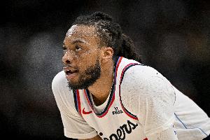 26岁54天!加兰成快船队史单场40+10助最年轻球员 超越的是保罗 配图