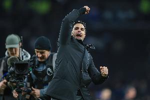 B席：阿尔特塔在曼城当助教时会亲自参与训练，他的表现相当出色 配图