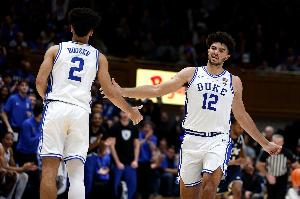 疯三32强赛!杜克大胜TCU 状元大热卡梅隆·布泽尔轻揽19分11板 配图