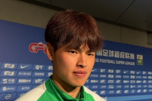 邓捷夫:京沪大战给自己打5分,主教练鼓励我年轻不要怕犯错 配图