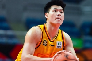 潜力赛-马国栋6分6板 王欣瑞11分2板2助 江苏击败广厦 配图