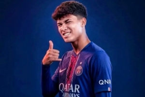 18岁68天，德罗是卡塔尔投资巴黎以来，球队第五年轻的法甲进球者 配图