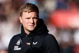 耻辱纪录！埃迪·豪成纽卡队史首位对桑德兰前两场联赛被双杀主帅 配图