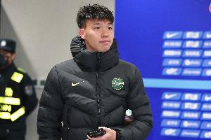 李平康：觉得王钰栋不是看不起媒体，还是俱乐部平日关心教育不够 配图