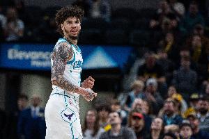 Lowe：三球时不时骚操作扰人眼 以至于忽视他一直高水准驱动全队 配图