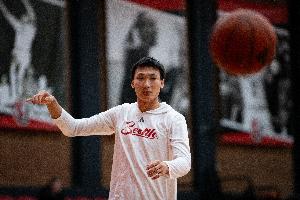 西雅图大学止步NIT锦标赛次轮 淡厚然出战11分钟 4中2得到5分1助 配图