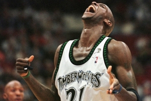 加内特：真正的篮球必须有身体对抗 现在的NBA更像一场娱乐秀 配图