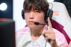 上单之光!Bin成为首位夺得两座官方国际冠军的LPL上路选手 配图