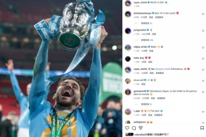 生涯首次夺冠,谢尔基社媒晒与冠军奖杯合影:多棒的一天! 配图