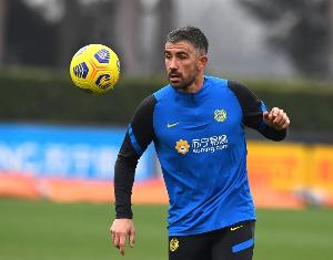 科拉罗夫：国米这一周训练得非常出色，我相当平静也很有信心 配图