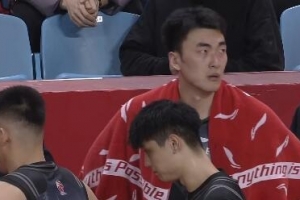 为什么要DNP我？刘雁宇上半场7中5拿11分5板 下半场直接未出场 配图