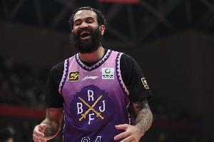 凭一己之力带队获胜!里勒27中17怒砍46分5板4断!三罚拖入加时! 配图