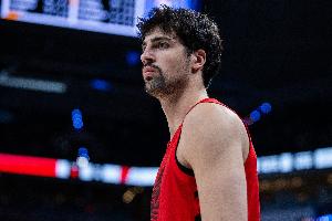 难挽败局！阿夫迪亚17中7拿下23分6板14助 助攻数平生涯纪录 配图