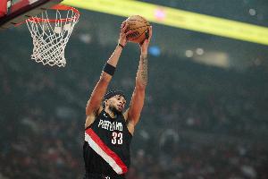 得分和三分都创新高!斯普利特:卡马拉最惊艳的不是进攻而是防守 配图