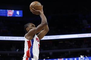 奥萨尔谈锁定季后赛：目标是追逐更高荣誉 就是夺冠 配图