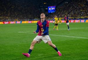 12球16助！世体称赞费尔明：他就是精准切割对手防线的手术刀 配图