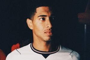 邮报：英格兰队世界杯球衣史上最贵，球员版加印号得花快200镑 配图