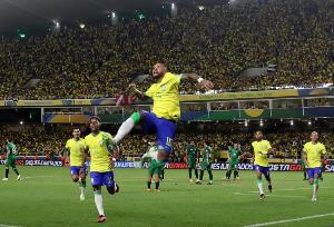 马尔基尼奥斯：内马尔是我最好的队友，我坚信他能赶上世界杯 配图