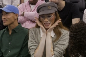 可可爱爱！库兹马女友、知名模特Winnie Harlow场边观战！ 配图