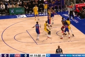 首节之王继续火热！东契奇开场抛投+追身三分 连得5分！ 配图