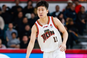 CBA常规赛第29轮最佳阵容：贺希宁 怀特塞德 黎伊扬 里勒 姜伟泽 配图