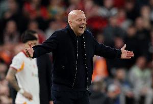 记者：获得欧冠资格不足以让斯洛特留任，夺得欧冠似乎是唯一方式 配图