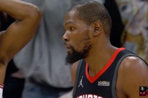 公牛连进三个三分 杜兰特连轰两个三分回应！40分平火箭新高！ 配图