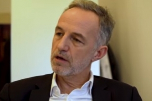 巴黎新市长：支持将王子公园球场卖给巴黎圣日耳曼 希望修复关系 配图