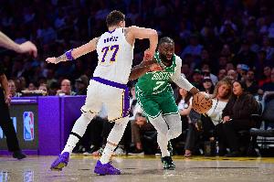 帕森斯:若绿军东部第二是布朗值得MVP的理由 那东契奇也配得上 配图