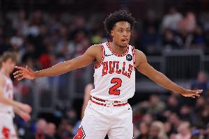 虎头蛇尾！塞克斯顿14中6拿下25分4板2助3断 首节独得17分 配图