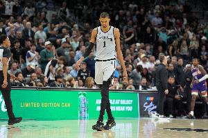 米奇:文班接近MVP 虽然其他几位都实至名归但他们都获得过了 配图