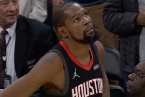 一场掉两名!火箭不敌公牛从西部第四跌至第六&还剩最后11场 配图