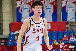 尽力局！程帅澎13中7&三分8中4砍全场最高23分 末节遭严防3中1 配图