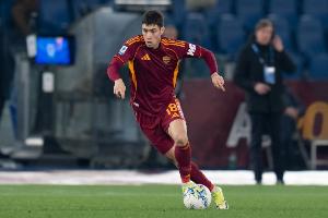 意媒：罗马攻击手苏莱已重返球队参加合练，可能进入对国米的名单 配图