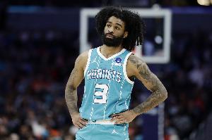 科比·怀特:我们进攻爆发力十足 不仅能打出一波流还能守住优势 配图